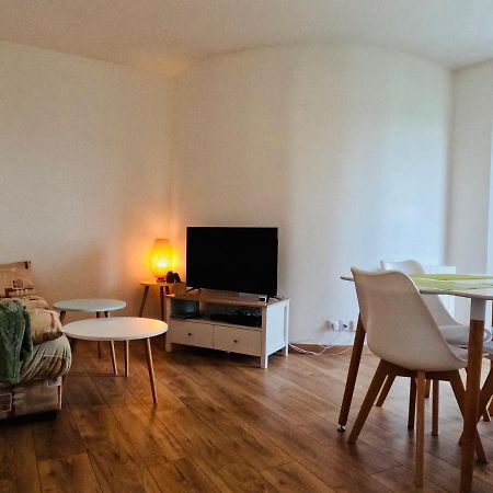 Appartement Cosy จู เลส์ ทัวส์ ภายนอก รูปภาพ