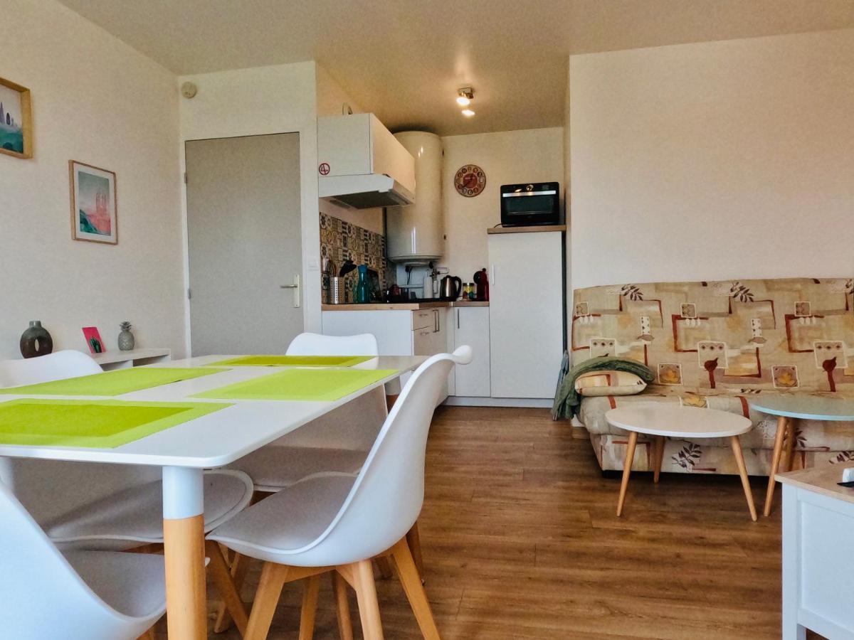 Appartement Cosy จู เลส์ ทัวส์ ภายนอก รูปภาพ