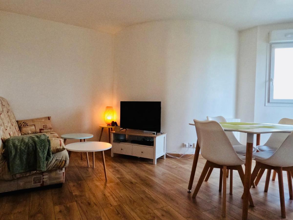 Appartement Cosy จู เลส์ ทัวส์ ภายนอก รูปภาพ