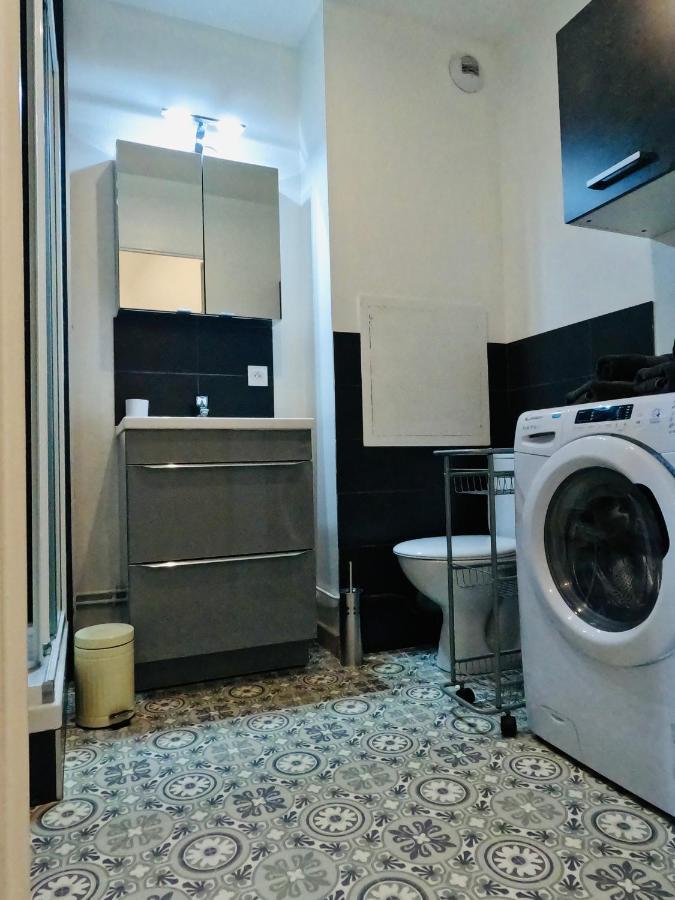 Appartement Cosy จู เลส์ ทัวส์ ภายนอก รูปภาพ